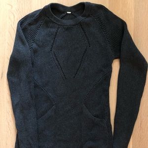 Lululemon athletic long sleeve top